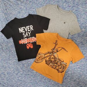 Boys Size 4t Graphic Black Gray Orange 3 Shortsleeve T-shirt Bundle